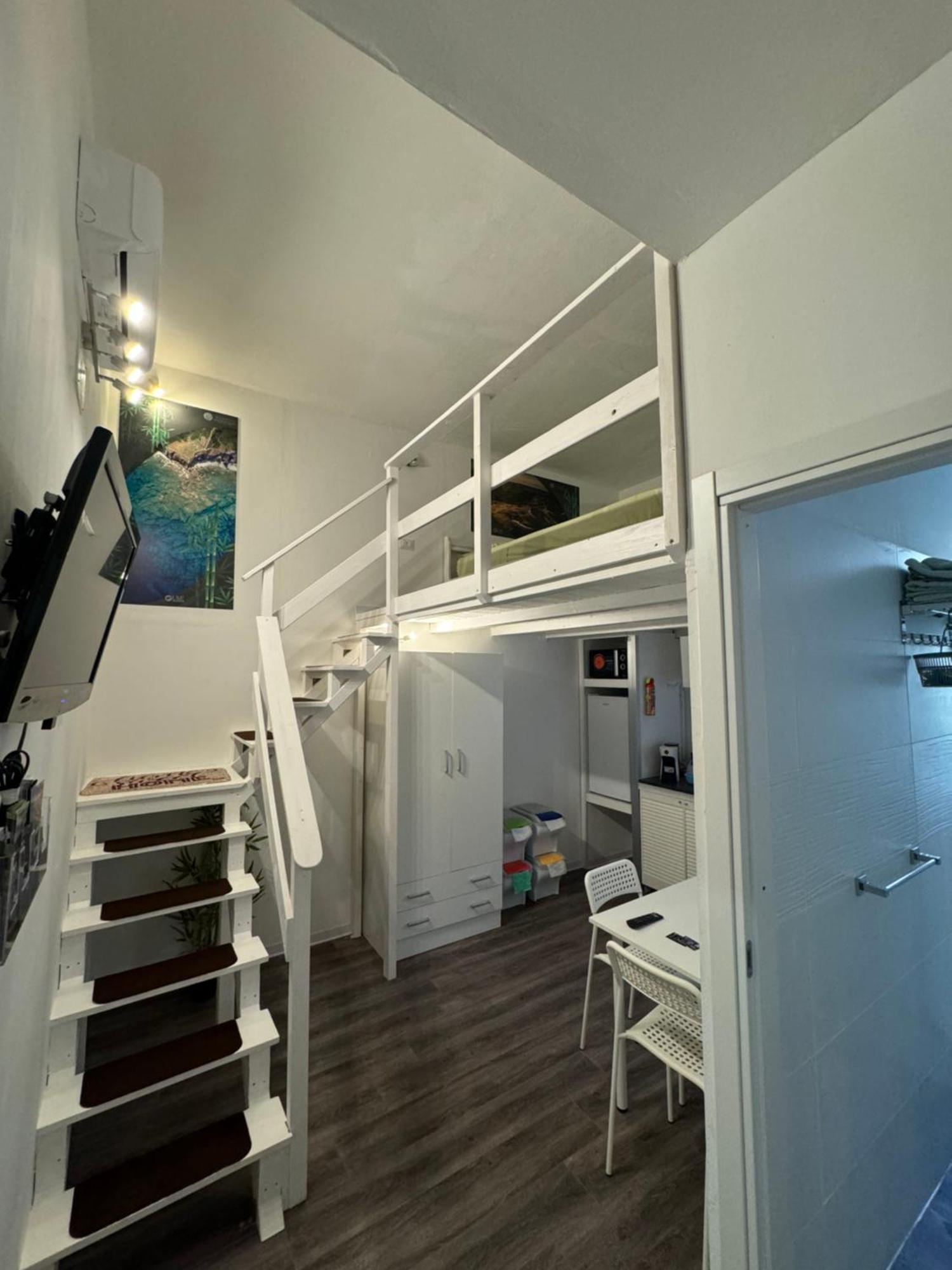 Lime Apartments - Bamboo Alghero Bagian luar foto